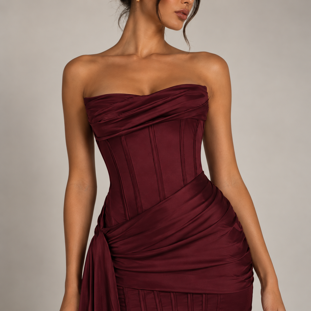 Vestido corto de noche elegante