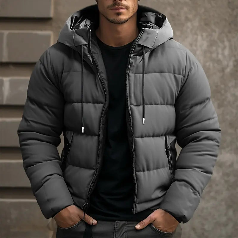 Chaqueta acolchada de invierno con capucha.
