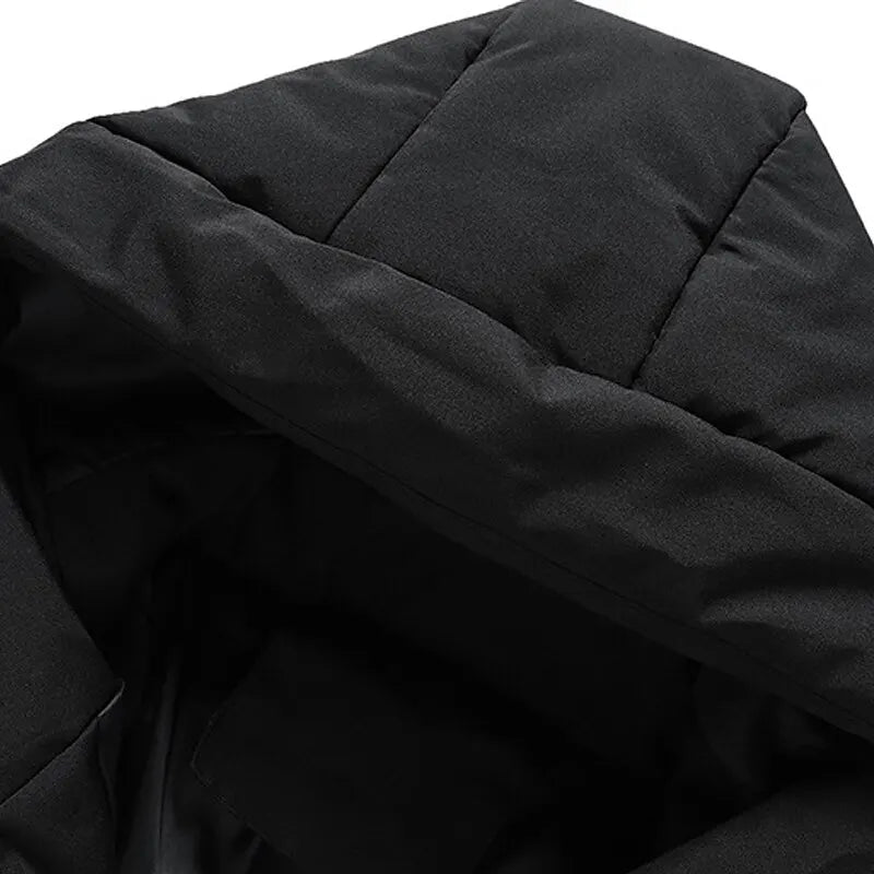 Chaqueta acolchada de invierno con capucha.
