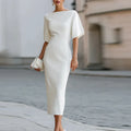 Vestido midi elegante para mujer con cuello barco