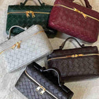 Bolso Trenzado Compacto.