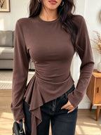 Blusa vintage con cuello redondo y volantes