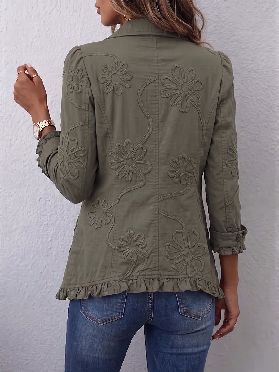 Chaqueta de estilo boho-chic con bordados florales