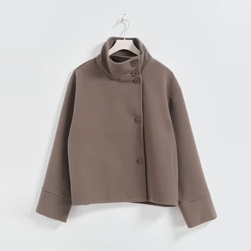 Chaqueta corta elegante y lujosa de doble botonadura